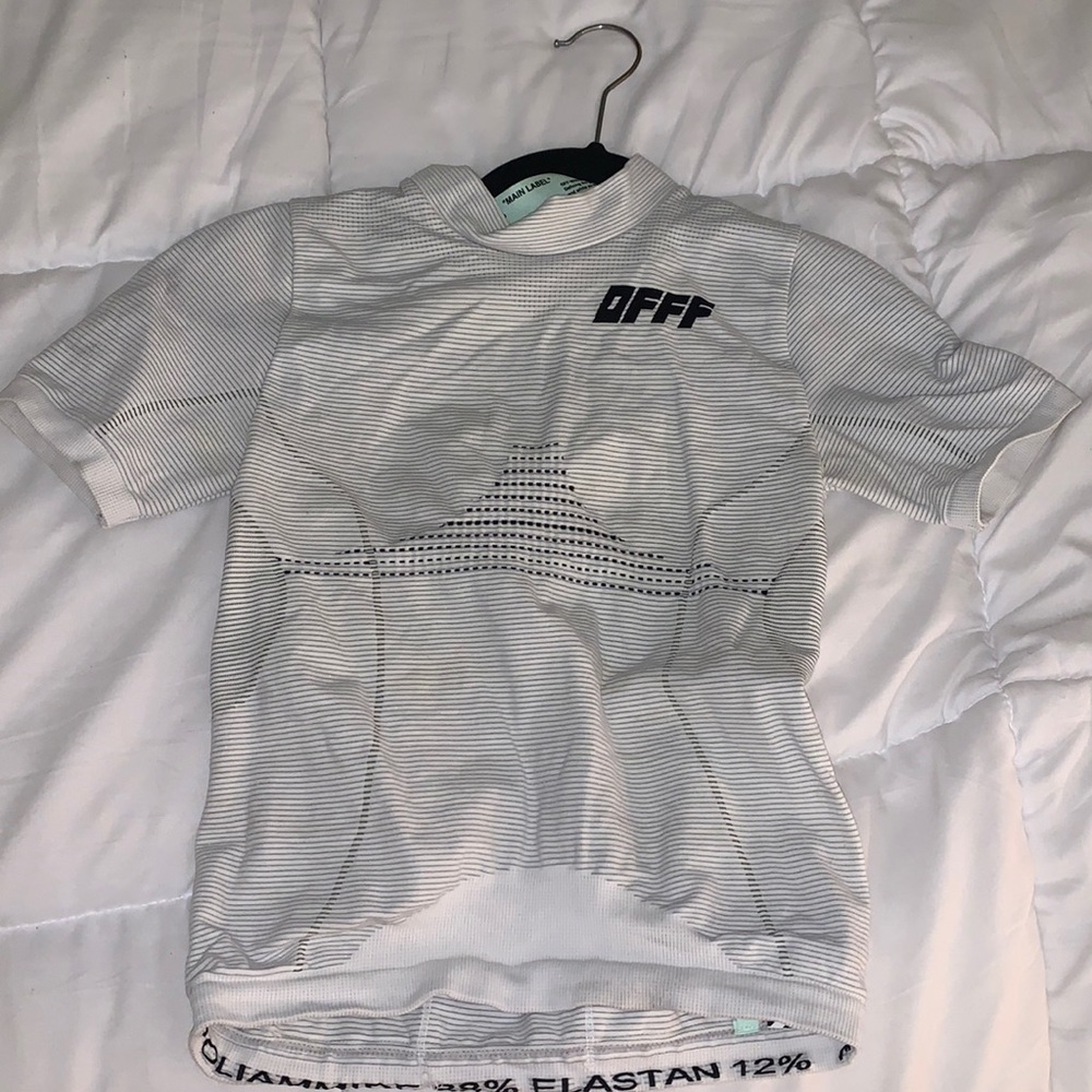 Off white sport T-shirt